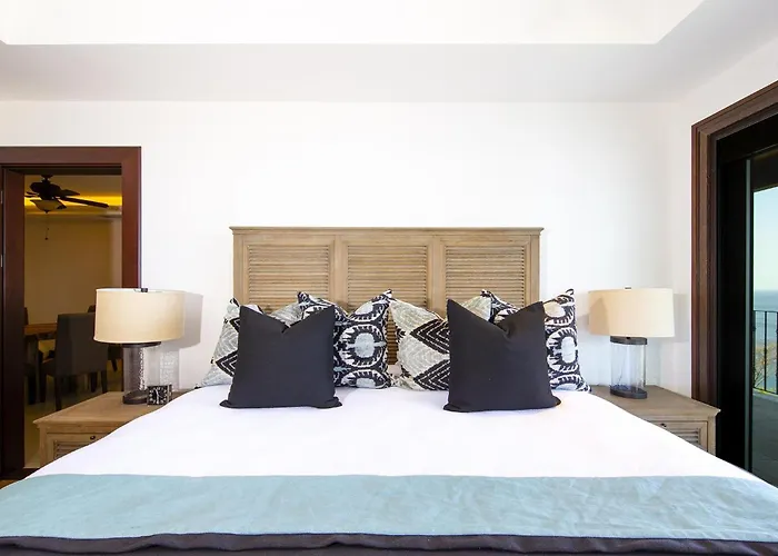 360 Splendor 407 -ocean View -breakfast Included! *