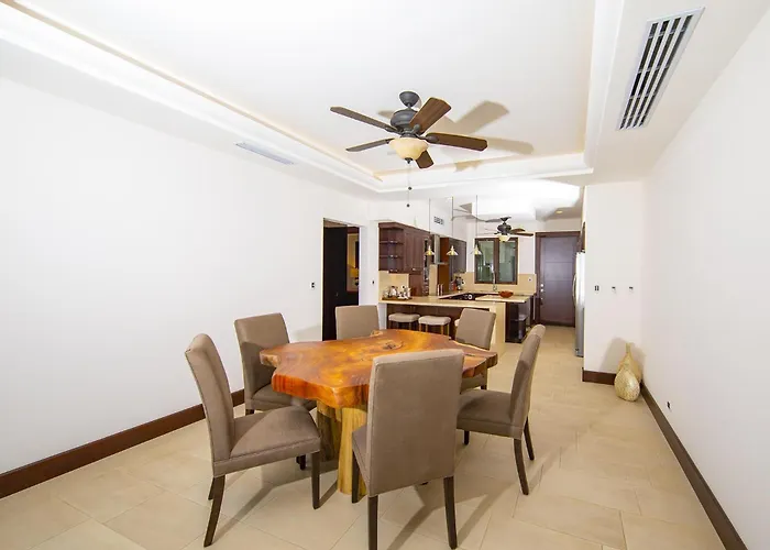 360 Splendor 407 -ocean View -breakfast Included! * Playa Flamingo